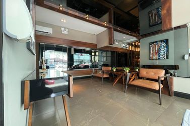 Apartamento &agrave; venda - 208m&sup2; - Meia Praia
