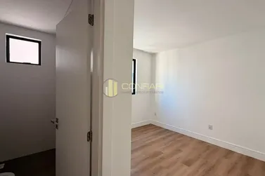 Apartamento &agrave; venda - 103m&sup2; - Meia Praia