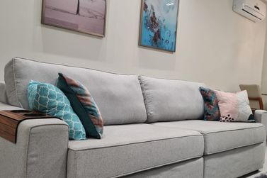 Apartamento &agrave; venda - 85m&sup2; - Meia Praia