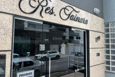 Apartamento &agrave; venda - 139m&sup2; - Meia Praia
