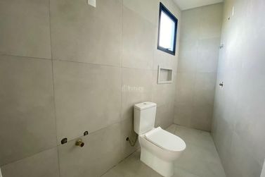 Casa &agrave; venda - 200m&sup2; - 
