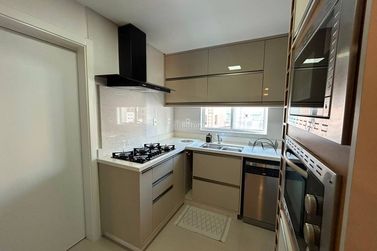 Apartamento &agrave; venda - Meia Praia