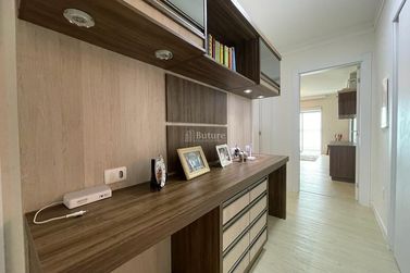Apartamento &agrave; venda - 248m&sup2; - Meia Praia