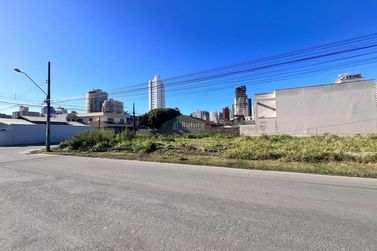 Terreno &agrave; venda - 504m&sup2; - Morretes