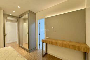 Apartamento &agrave; venda - 122m&sup2; - Centro