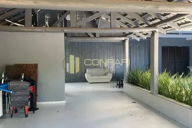 Ch&aacute;cara &agrave; venda - 130m&sup2; - Moura
