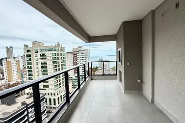 Apartamento &agrave; venda - 138m&sup2; - Centro