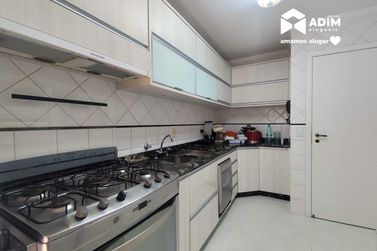Apartamento para alugar - 96m&sup2; - -centro