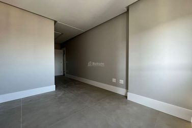 Apartamento &agrave; venda - 200m&sup2; - Meia Praia