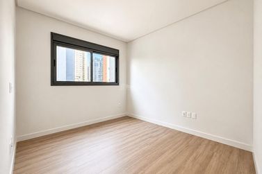 Apartamento &agrave; venda - 165m&sup2; - Centro