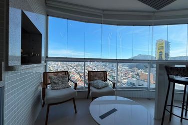 Apartamento &agrave; venda - 139m&sup2; - Centro