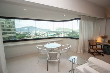Apartamento para alugar - 125m&sup2; - Centro