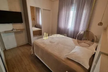 Apartamento &agrave; venda - 120m&sup2; - Meia Praia