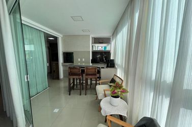 Apartamento &agrave; venda - 149m&sup2; - Meia Praia