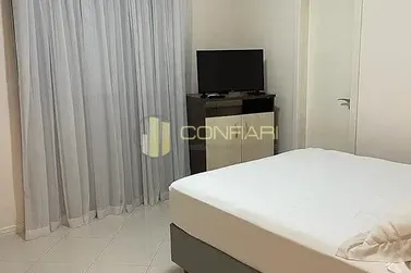 Apartamento &agrave; venda - Meia Praia