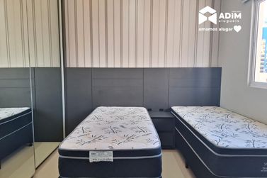 Apartamento para alugar - 125m&sup2; - Meia Praia