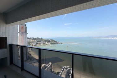 Apartamento &agrave; venda - 178m&sup2; - Centro