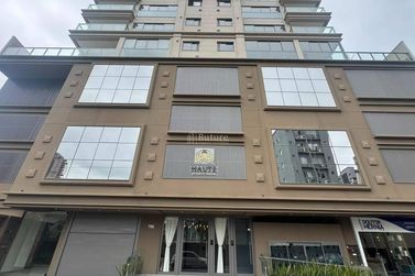Apartamento &agrave; venda - 110m&sup2; - Meia Praia