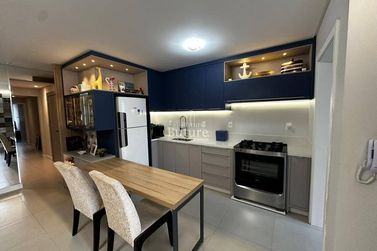 Apartamento &agrave; venda - Meia Praia