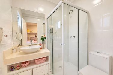 Apartamento &agrave; venda - 121m&sup2; - Meia Praia