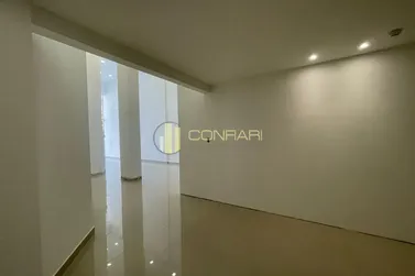 Sala Comercial &agrave; venda - 160m&sup2; - Meia Praia
