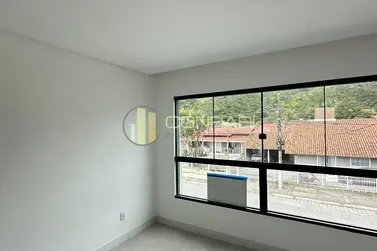 Sobrado &agrave; venda - 95m&sup2; - Vila Nova