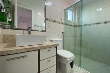 Apartamento &agrave; venda - 143m&sup2; - Meia Praia