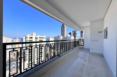 Apartamento &agrave; venda - 160m&sup2; - Centro