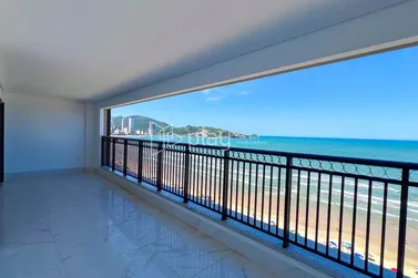 Apartamento &agrave; venda - 195m&sup2; - Centro