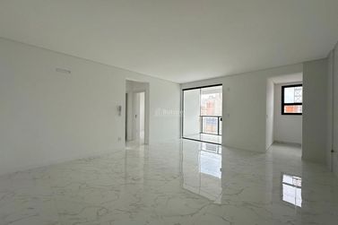 Apartamento &agrave; venda - 75m&sup2; - 