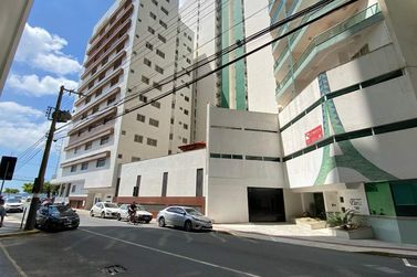 Apartamento para alugar - 111m&sup2; - Centro
