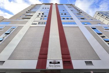 Apartamento &agrave; venda - 148m&sup2; - Meia Praia