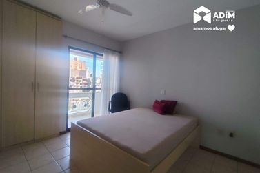 Apartamento para alugar - 130m&sup2; - Centro