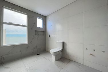Apartamento &agrave; venda - 197m&sup2; - Meia Praia