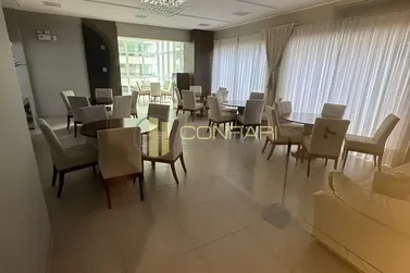 Apartamento para alugar - 182m&sup2; - Meia Praia