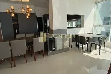Apartamento para alugar - 180m&sup2; - Meia Praia