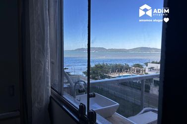 Apartamento para alugar - 100m&sup2; - Meia Praia