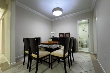 Apartamento &agrave; venda - 151m&sup2; - Centro