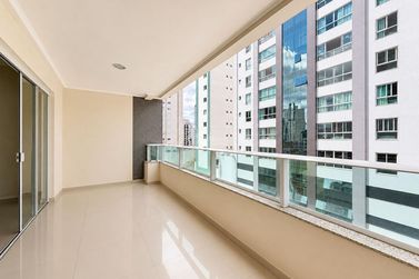 Apartamento &agrave; venda - 134m&sup2; - Centro