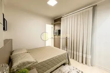 Apartamento &agrave; venda - 1589m&sup2; - meia praia