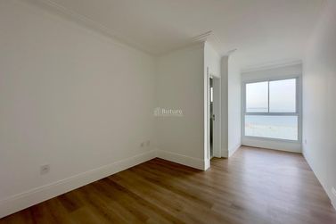 Apartamento &agrave; venda - 190m&sup2; - Centro