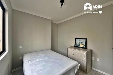Apartamento para alugar - 101m&sup2; - Centro