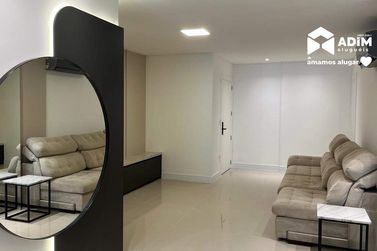 Apartamento para alugar - 121m&sup2; - Meia Praia