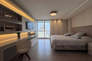 Apartamento &agrave; venda - Meia Praia