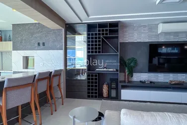Apartamento &agrave; venda - 198m&sup2; - Meia Praia