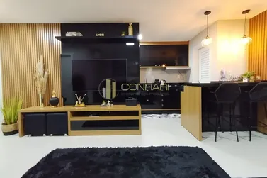 Apartamento &agrave; venda - 101m&sup2; - Meia Praia