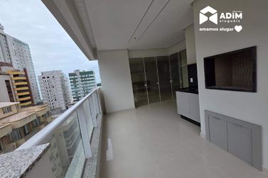 Apartamento para alugar - 170m&sup2; - Centro