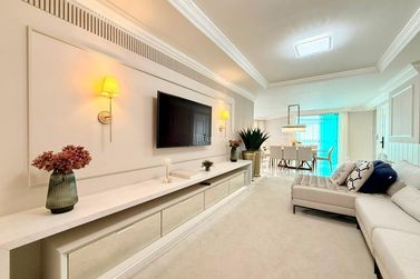 Apartamento &agrave; venda - 180m&sup2; - Meia Praia