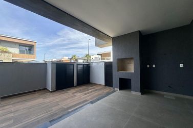 Casa &agrave; venda - 354m&sup2; - 
