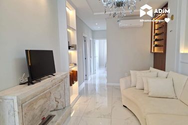 Apartamento para alugar - 93m&sup2; - Meia Praia